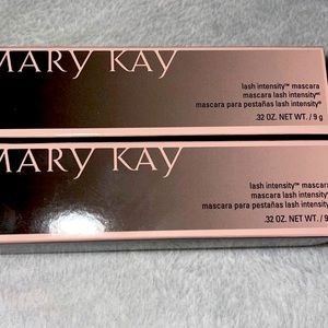 SOLD! NEW IN BOX Lash Intensity Mascara Black